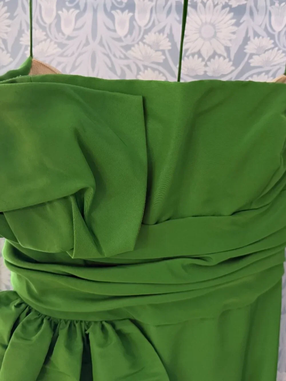 Oscar de la Renta - Green Formal Gown (Size 8 / Medium)